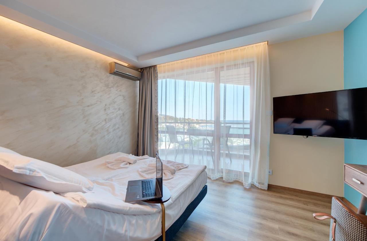 Beachfront Smart Homes By Marty'S Sunny Beach Eksteriør billede